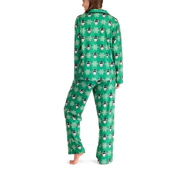 NWT Women’s Pikachu Flannel Pajama Set | sizes XS & S - Picture 2 of 9